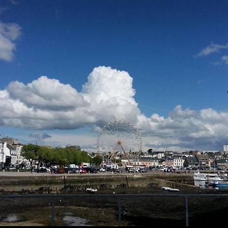 Hotel Les Grands Voyageurs Concarneau Exterior foto