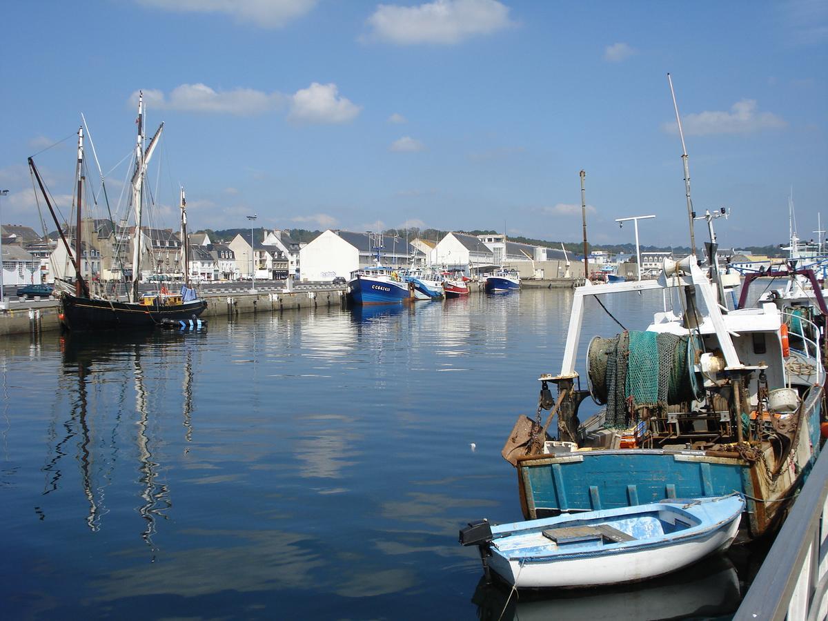 Hotel Les Grands Voyageurs Concarneau Exterior foto